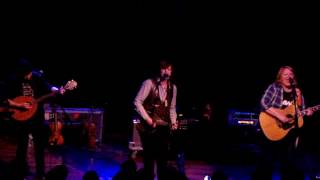 Indigo Girls Atlanta 1/4/2017 Spread The Pain Around