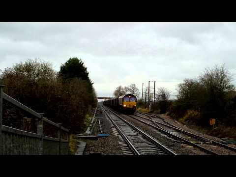 66184 on 6v05 passes ashchurch 20/12/12