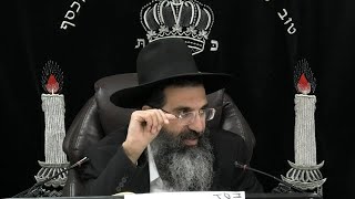 הלכות שבת - רמט' - עירוב לחצר שהרבה בני אדם דרים בו | אורח חיים - סימן שסו | חלק 663 | הרב שי עובד (הרב שי עובד) - התמונה מוצגת ישירות מתוך אתר האינטרנט יוטיוב. זכויות היוצרים בתמונה שייכות ליוצרה. קישור קרדיט למקור התוכן נמצא בתוך דף הסרטון