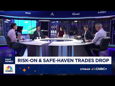 'Fast Money' traders talk navigating mixed messages coming out of the market