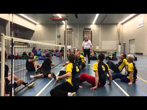 Wedstrijd 1ste divisie zitvolleybal
