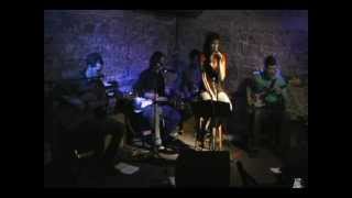 Lucía Ferreira - Eu sou neguinha (Caetano Veloso)