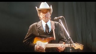 Bob Dylan - Mississippi -walkin' thru the leaves, falling from the trees, feelin' like a stranger