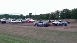 preview picture of video 'Crandon land rush 2011'