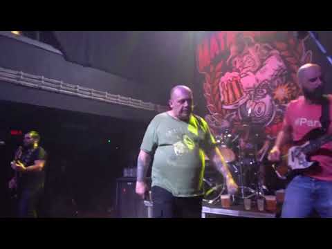 MATA RATOS - Menina Da Rua (live RCA Club)