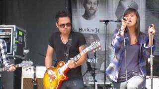 Inside My Head by Meg & Dia live from Warped Tour 2009 @ Ocean Port 7/19/09
