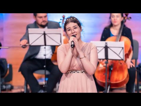 În ceasul cel mai greu - Alma Nicola