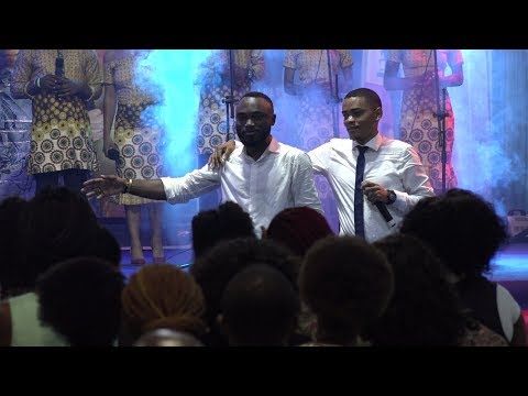 A.MILAM feat AGUSTIN ESONO - MAM MACHENEBAN (Concierto)