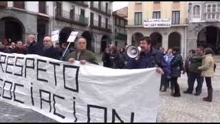 preview picture of video 'Concentración de los trabajadores del Ayuntamiento de Castro Urdiales'