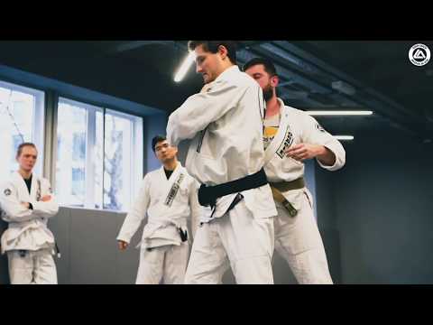 Roger Gracie Academy HQ London - Judo class. BJJ - Brazilian Jiu Jitsu. (Ippon Seoi Nage)