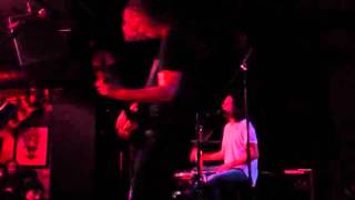 No Age - Ripped Knees live