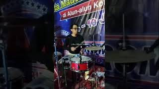 Download lagu Viral.. Detik' Stick Drum Iphank Patah Saat OM.SERA Live Pekan Raya Kota Madiun 2022 mp3