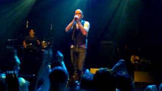 Ed Kowalczyk &amp; Band - Drive &amp; All Over You (Leuven).mp4