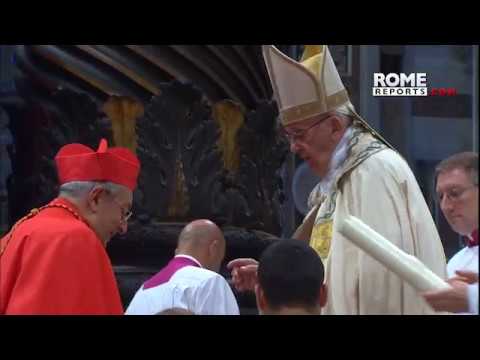 Francisco a los nuevos cardenales: Ninguno debe sentirse superior
