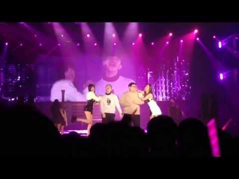 131222 SNSD YulTi - Ma Boy @ Marchen Fantasy SMTown Week