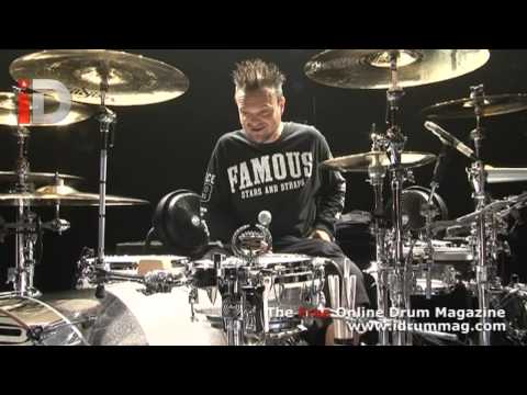 Travis Barker Drum Kit Tour - Blink 182 European Tour Kit - iDrum Magazazine
