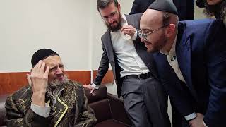 הבקשה המיוחדת של הרב דב קוק שליט"א בחתונת נכדו מבעל המנגן פיני איינהורן