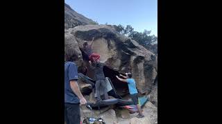 Video thumbnail de Gurkha Knife, V9. Joe's Valley