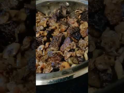 Fried Beef Liver with Bacon #Gebakken Lever Dutch...