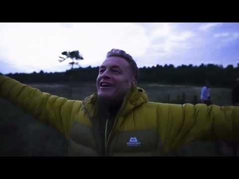 Chris Packham's delightful reaction when he sees a Nightjar | Springwatch 2022