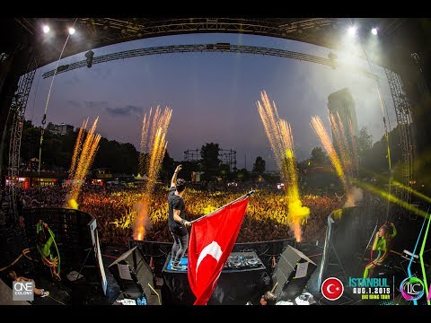 İzmir Marşı 🇹🇷 - Ummet Ozcan ft. Arem Ozgüc, Arman Aydın  (Music Video) #HerŞeyÇokGüzelOlacak