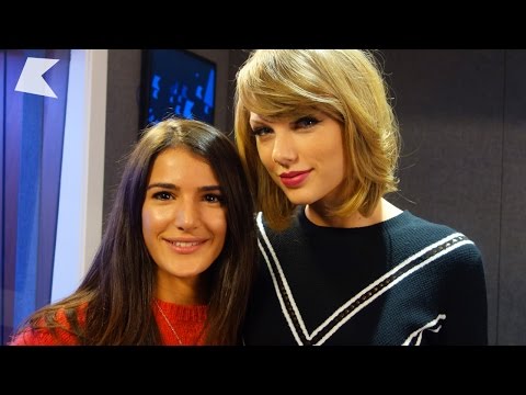 Taylor Swift talks photo bombing, influences and fashion
