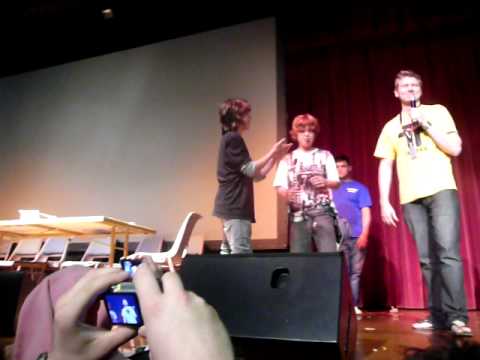 2010 auckland armageddon expo ( victory dance) .MOV
