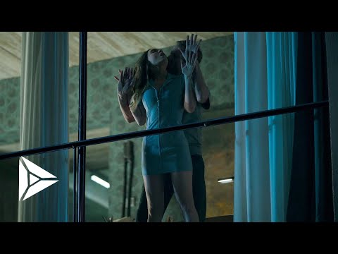 Welcome to Eden/Bienvenidos a Edén Season 2 - África & Erik Kissing Scene | Belinda Peregrín Netflix