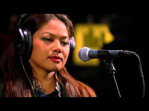Dengue Fever - Genjer Genjer (Live on KEXP)