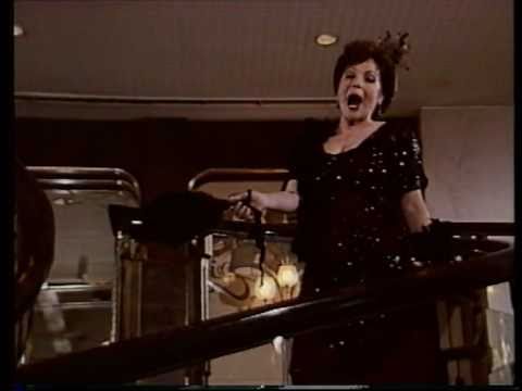 Sona Ghazarian - "Meine lippen sie küssen so heiss"- from Giuditta - Lehar