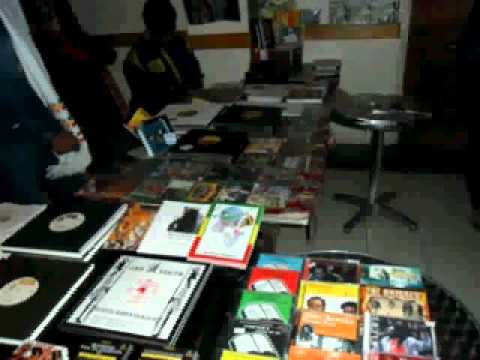 download lagu mp3 mp4 Good Ly Words, download lagu Good Ly Words gratis, unduh video klip Good Ly Words