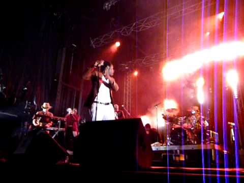 Shéké Groove Station-ROOMMATE