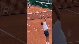 Download lagu Roger Federer kick serve warm-up during a practice at the Geneva Open 2021. #tennis mp3