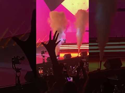 Jonas Blue live in tokyo garden theater - you're the one ft.JP Cooper