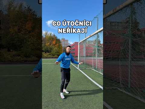 Co útočníci neříkají😂👈🏼#epi #tenepi #fotbal