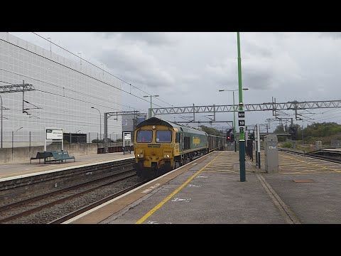 Freightliner Class 66 passes Milton Keynes Central (24/9/20)