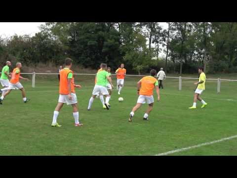 UFC Pama gegen FC Andau 5:1 (1:1) - Die Mannschaften wärmen auf