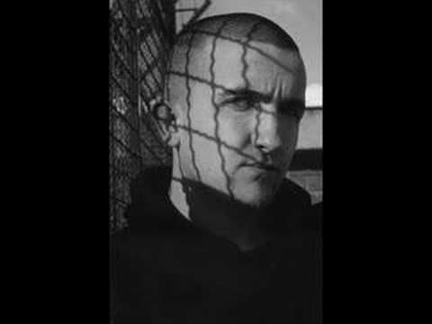 Tram 11-Crna Kronika feat El Bahattee