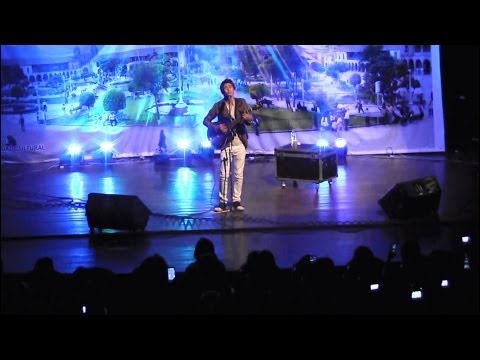 Daniel Lazo - Ojos Azules, Adios Pueblo de Ayacucho (En concierto)