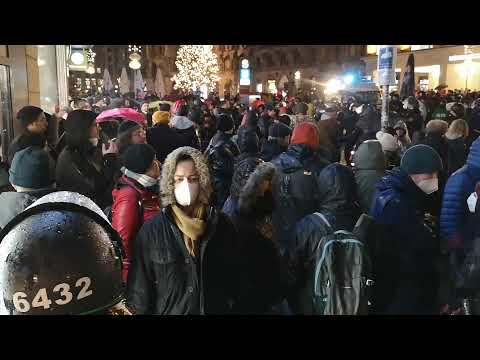München Mittwochs Spaziergang (Demo Umzug) 29.12.21