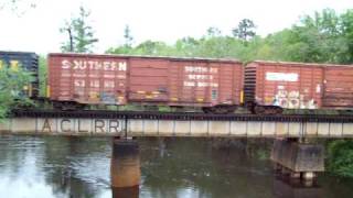 preview picture of video '150) CSX 5113 Leads The CSXT Q681-01 at Greens Crossing, GA on Tuesday March 31st, 2009'