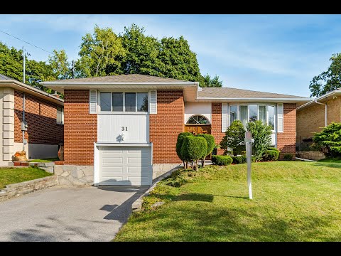 31 Wantanopa Crescent, Scarborough Home - Real Estate Properties
