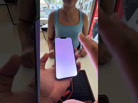 Cliente chega na loja com o iPhone 13 Pro Max com a tela branca e arrumamos sem trocar a tela