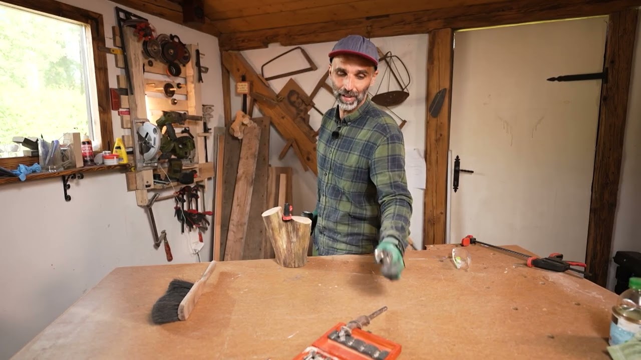 Rubrika Urob si sám z relácie Na chalupe - Jar 2025 č.15 Držiak na varechy