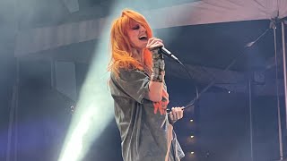 Paramore - All I Wanted (LIVE DEBUT @ When We Were Young)