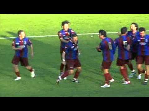 Gol di Enrico Polani in Salerno Calcio - Budoni 1 - 1 del 13/11/2011