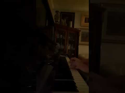 Improvisation on piano - Atapy feat.Sivesgaard Beating Strong (Luis Leon)
