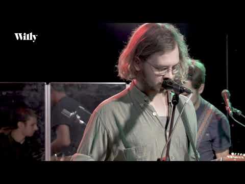 WILLY // The Radar Station - The Giant (live)
