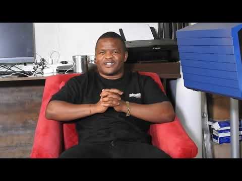 U-DR KHEHLELEZI UKHONA UYATHOLAKALA UYAHLOLA UYELAPHA  USIZO UNGALUTHOLA SONDELA KUYE.