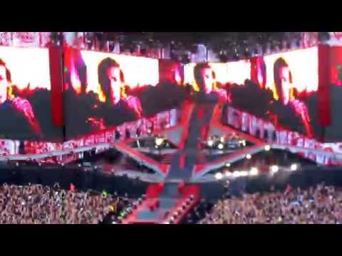 One Direction WWAT Madrid 10-07-14 Salida al escenario y principio de Midnight Memories
